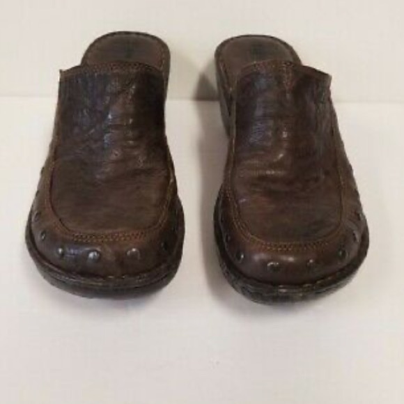 Born Marley Studded Leather Platform Slip-On Clogs - Picture 7 of 10